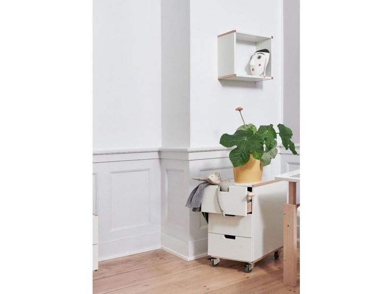 Manis-h Small Shelf