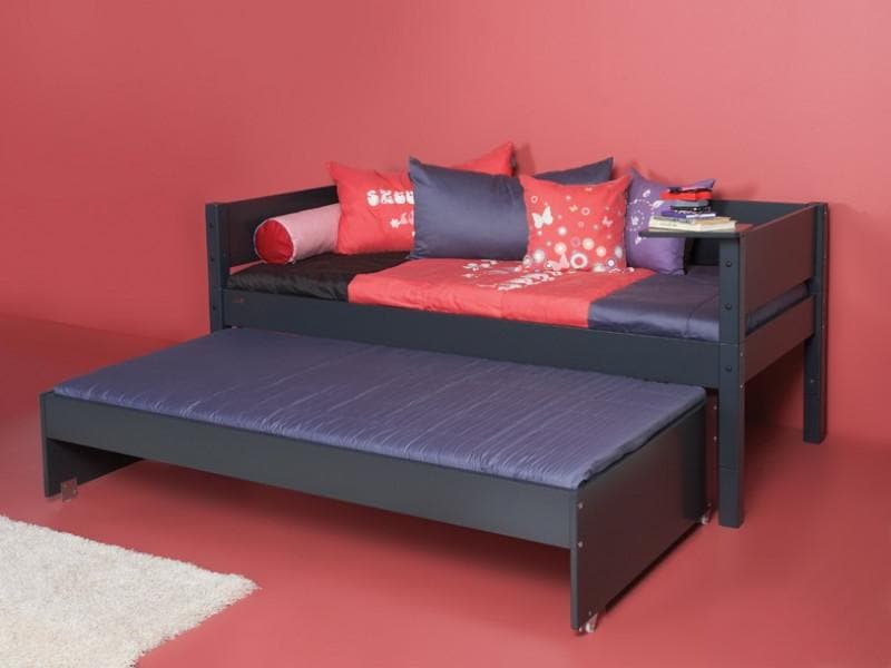 Manis-h High Pull Out Bed